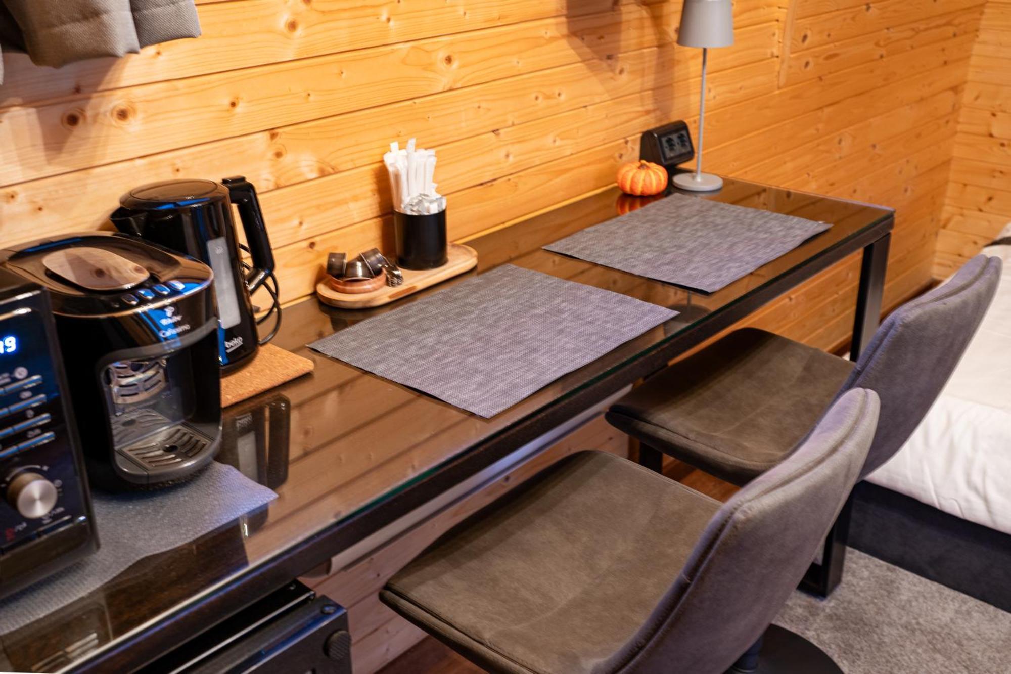 Glamp In Style Pods Resort Bran  Ngoại thất bức ảnh