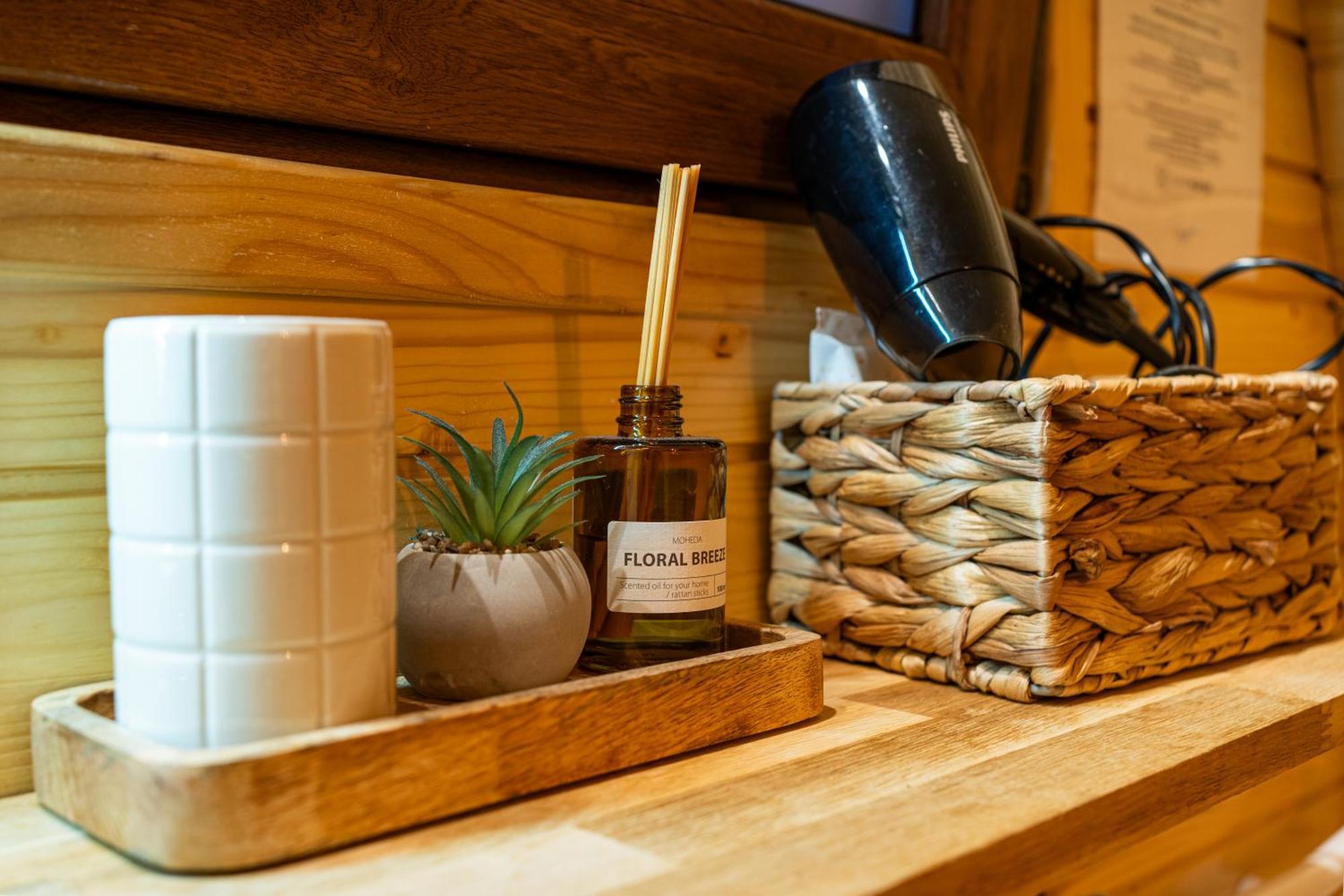Glamp In Style Pods Resort Bran  Ngoại thất bức ảnh