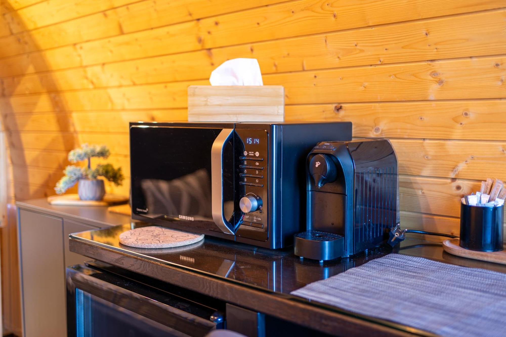 Glamp In Style Pods Resort Bran  Ngoại thất bức ảnh